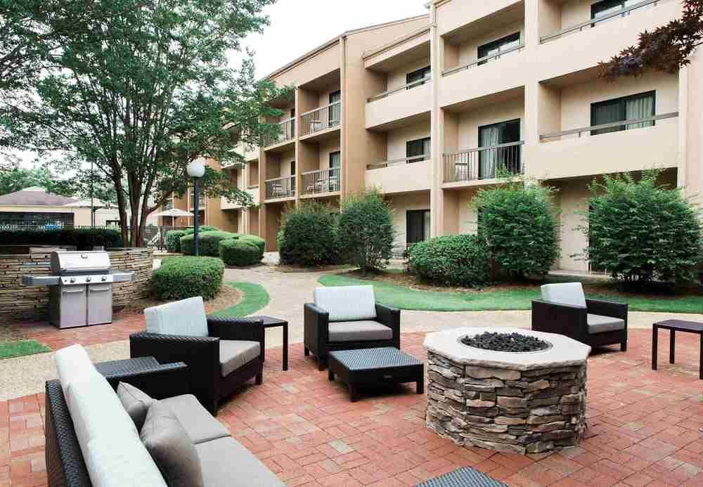 Courtyard Монтгомери Экстерьер фото