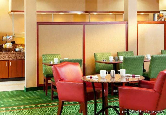 Courtyard Монтгомери Экстерьер фото